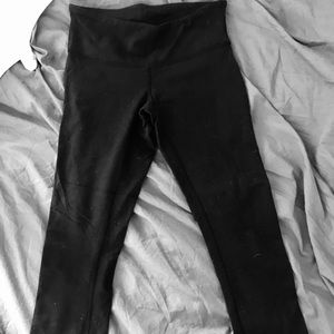 Lululemon Athletica black crop